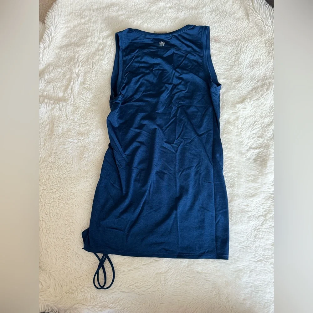Beautiful top 💙 - Picture 13 of 13